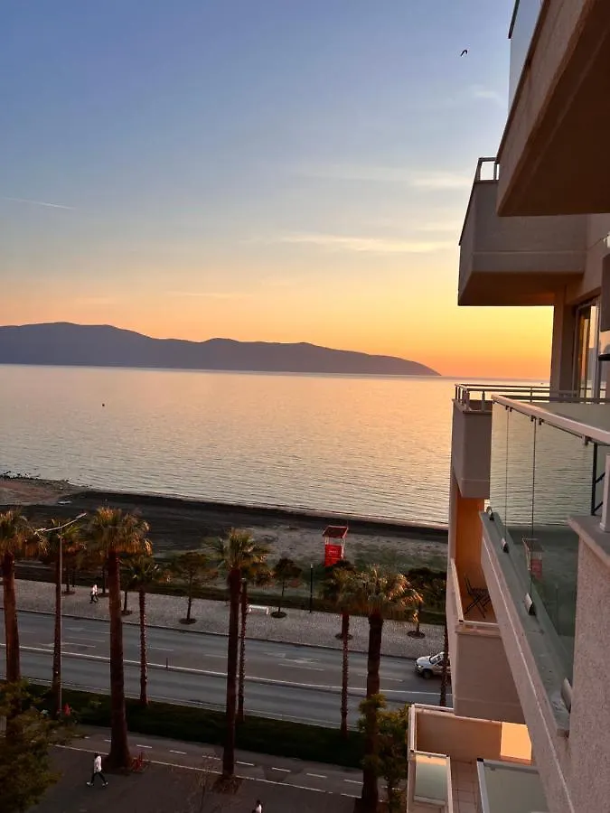 Maxi Room Vlore