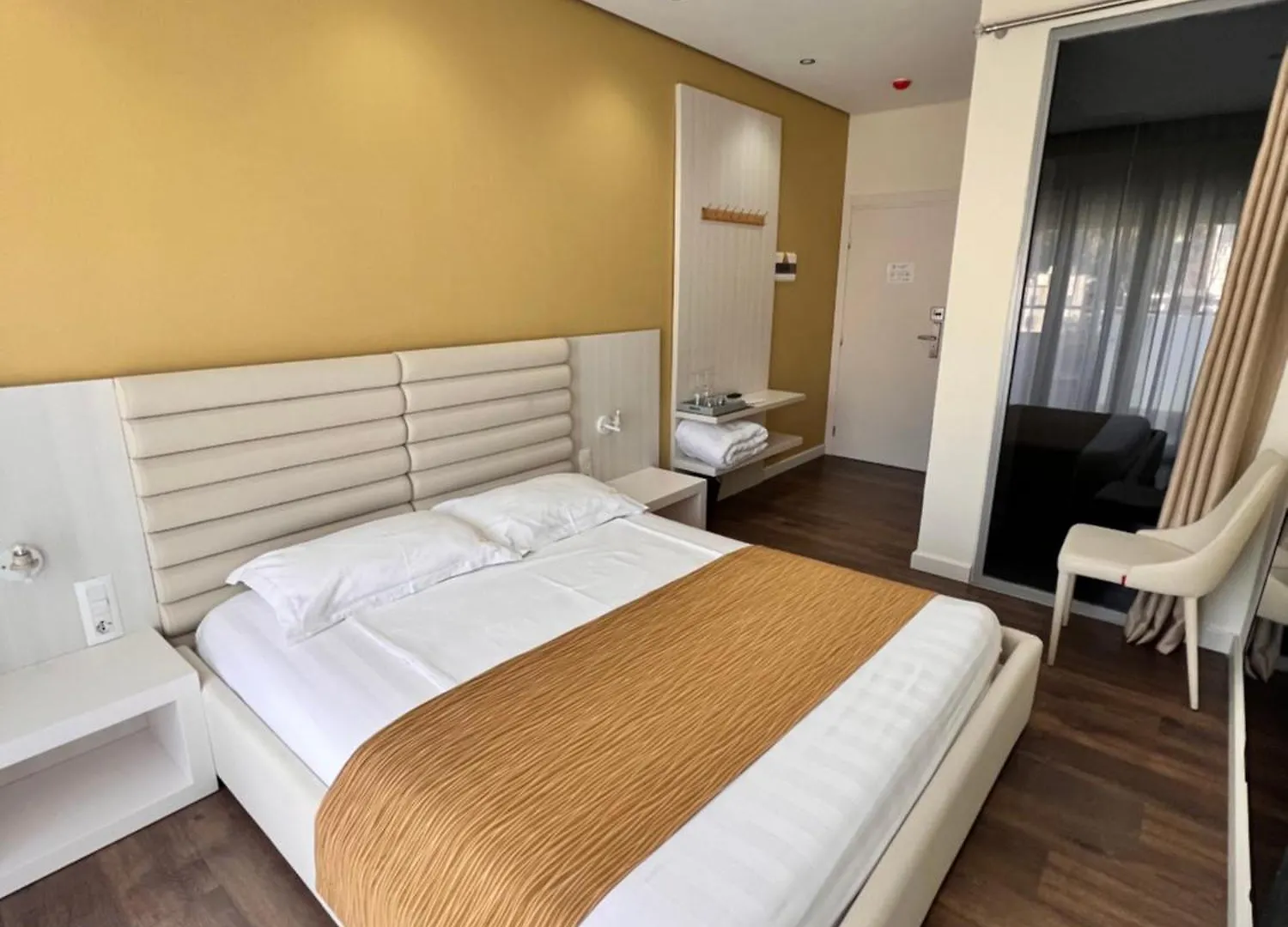 Maxi Room Vlore
