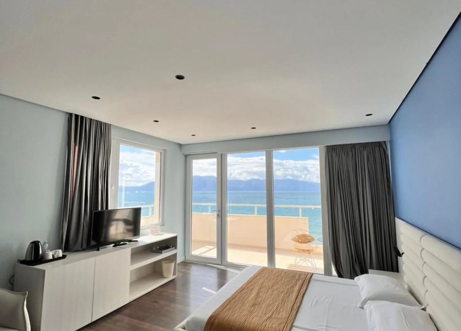 Maxi Room Avlonya Otel