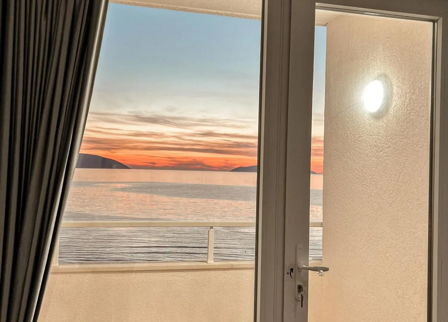 Hotel Maxi Room Vlore Albania