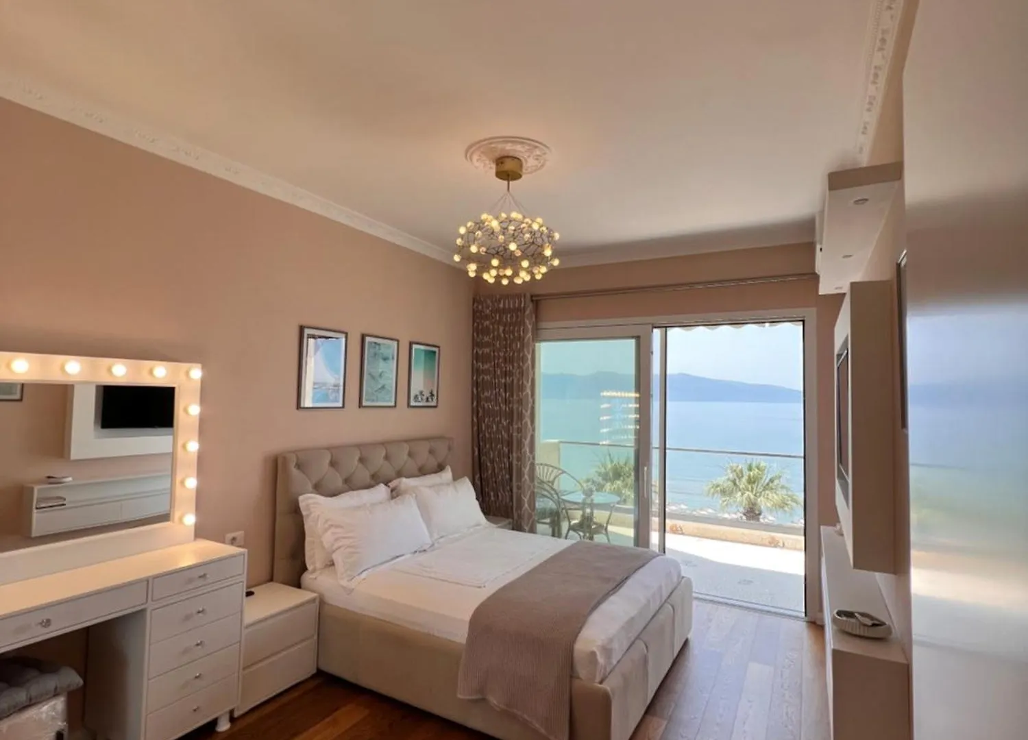 Maxi Room Avlonya